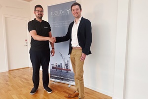 DWP Director and Co Founder Rene Aagaard with OWC CEO William Cleverly