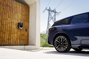 BMW and E.ON launch Vehicle to Grid solution in Germany