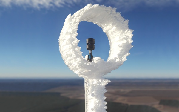 Ice-free wind sensor El Toranzo Wind Farm Sierra de el Toranzo Spain FT Spotlight figure 3